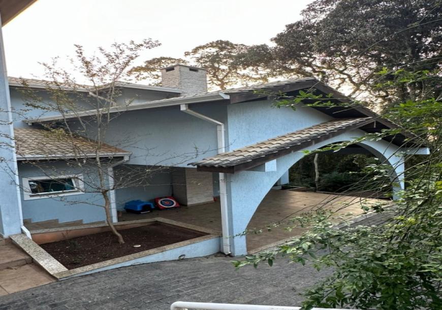 MARAVILHOSA RESIDENCIA NO PARQUE IMPERIAL
