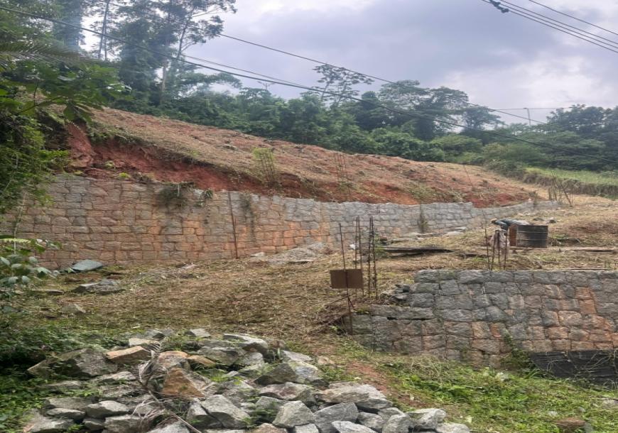 Excelente Terreno com Projeto Aprovado